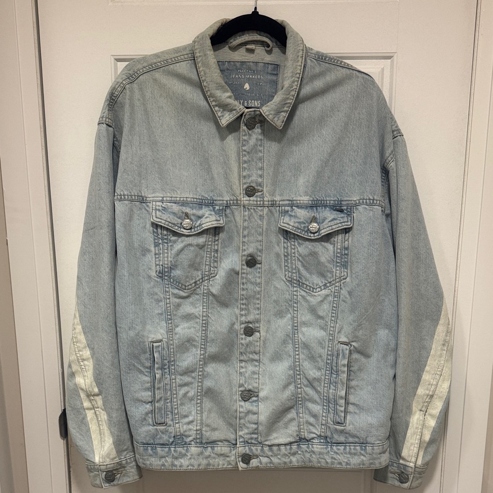ONLY & SONS Light Blue Denim Jacket- large